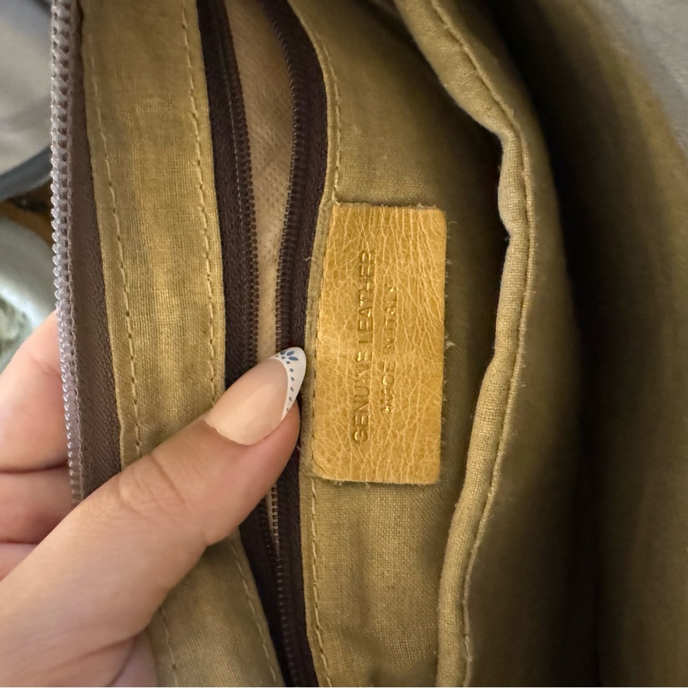 Vintage Tan Alligator Leather Shoulder Bag - Picture 6 of 7